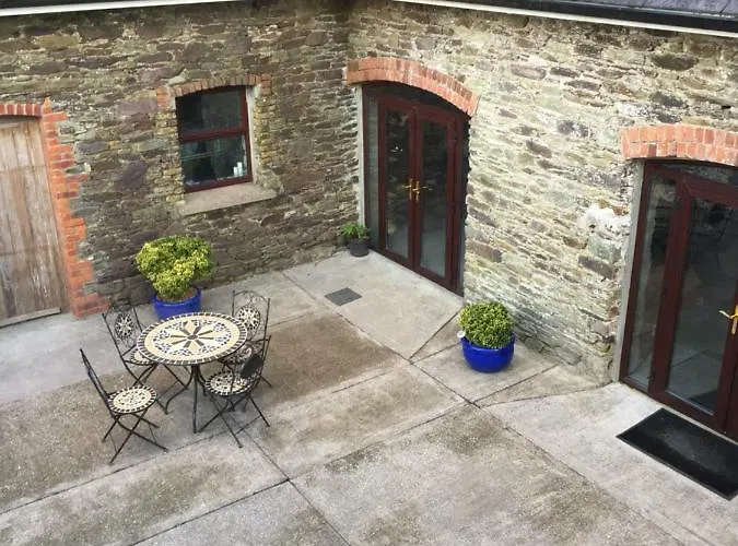 Redington House Selfcatering 코브