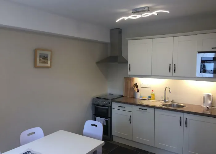 Redington House Selfcatering * 코브