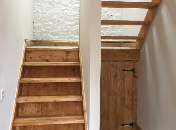 Redington House Selfcatering 코브